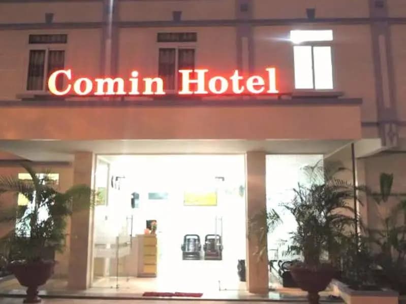 Comin Hotel - main photo