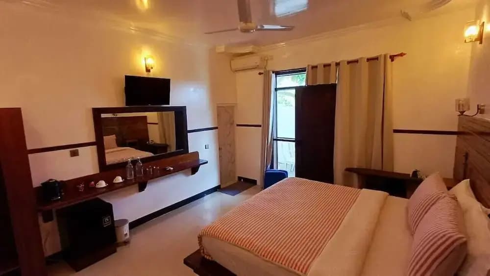 Luk inn at huraa - photo 4