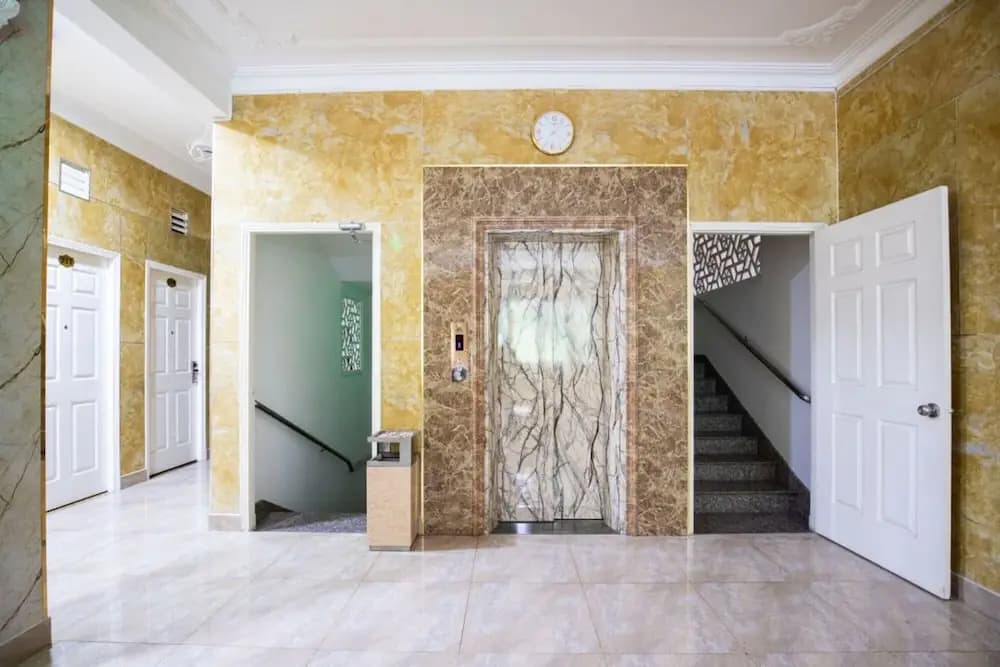 RedDoorz Truc Huyen Hotel - photo 11