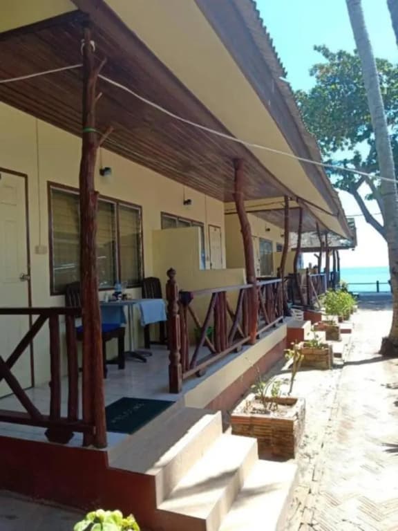 Sea Breeze Bungalow - photo 1