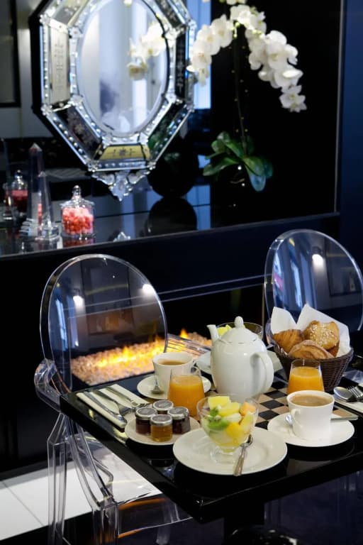 Le Petit Madeleine Hôtel - photo 9
