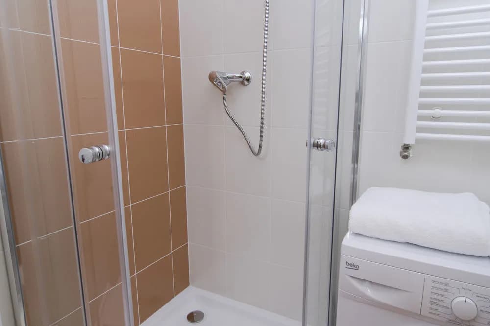Eliska Tower Apartments Prague - photo 8