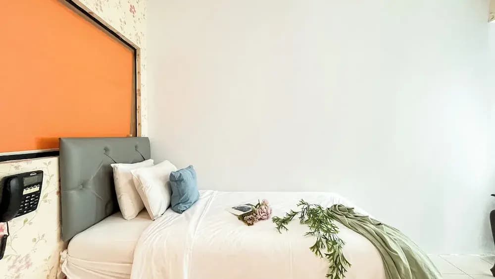 Studio Apartment Near Kebayoran Station At Pakubuwono Terrace - photo 2