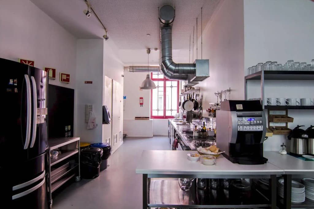 Lisbon Destination Hostel - photo 21