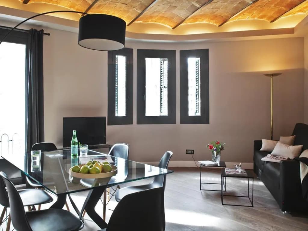 AinB Eixample Miró Apartments - photo 24