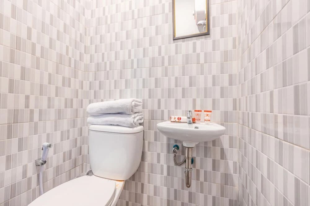 OYO 842 Arafuru Residence - photo 7