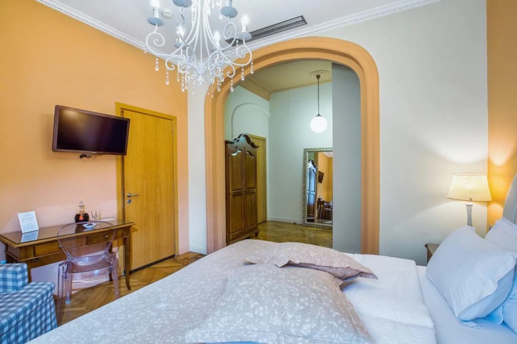 Sweet Home Hotel - photo 3