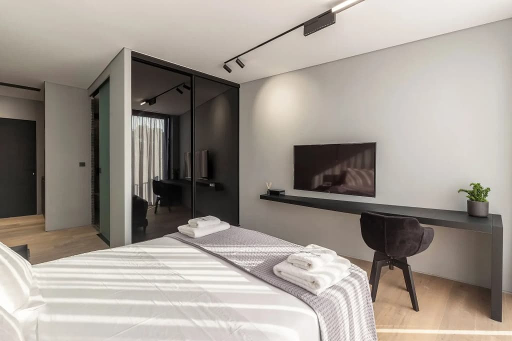 The Duke Boutique Suites - photo 39