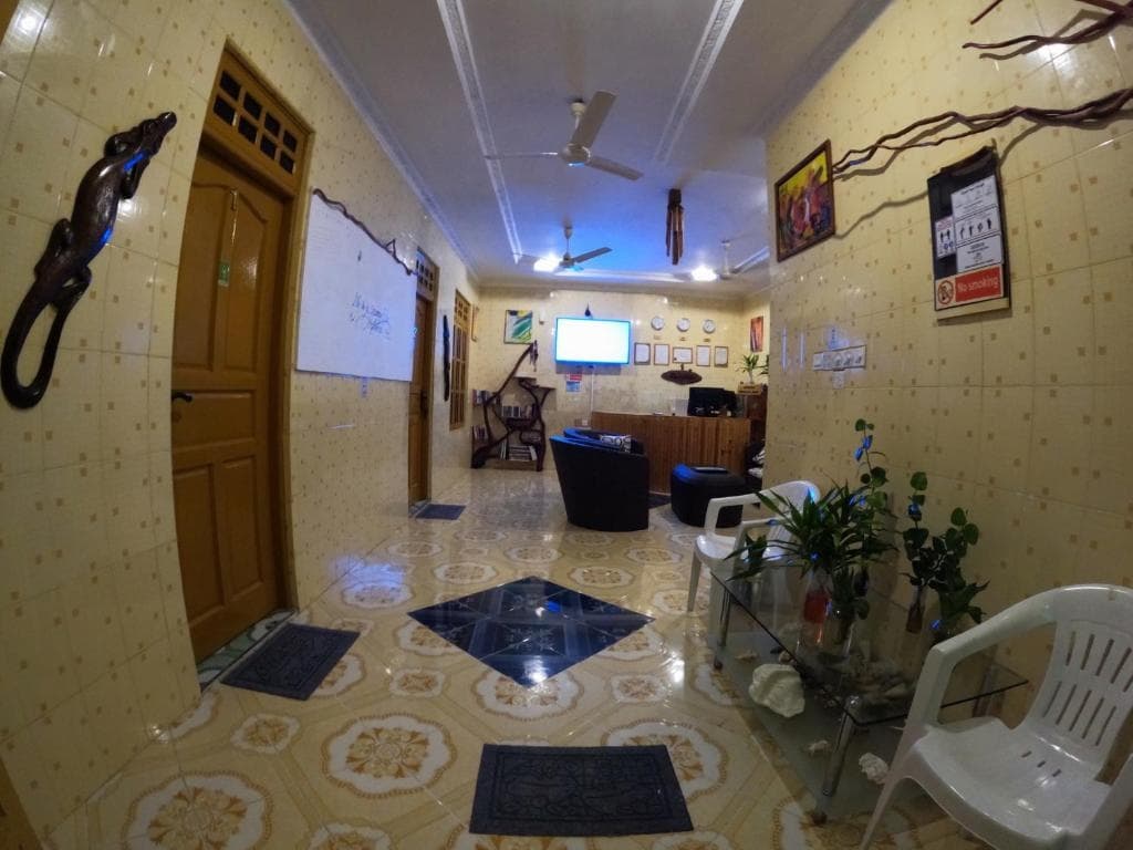 Adroit Beach Inn - photo 12