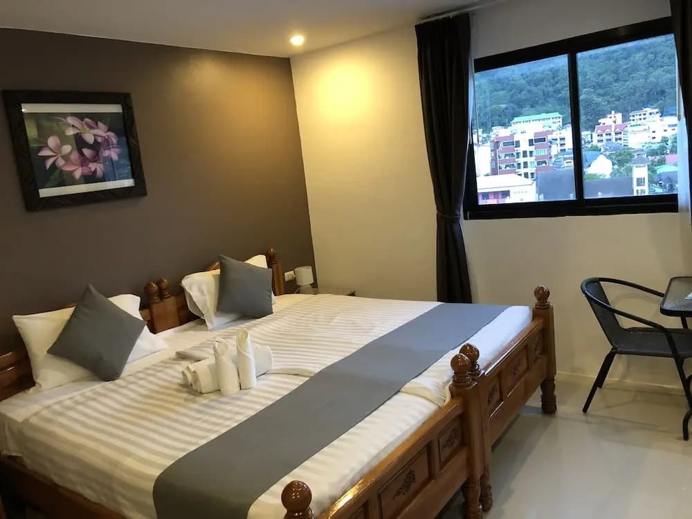 Patong Dynasty Royal Hotel - photo 15