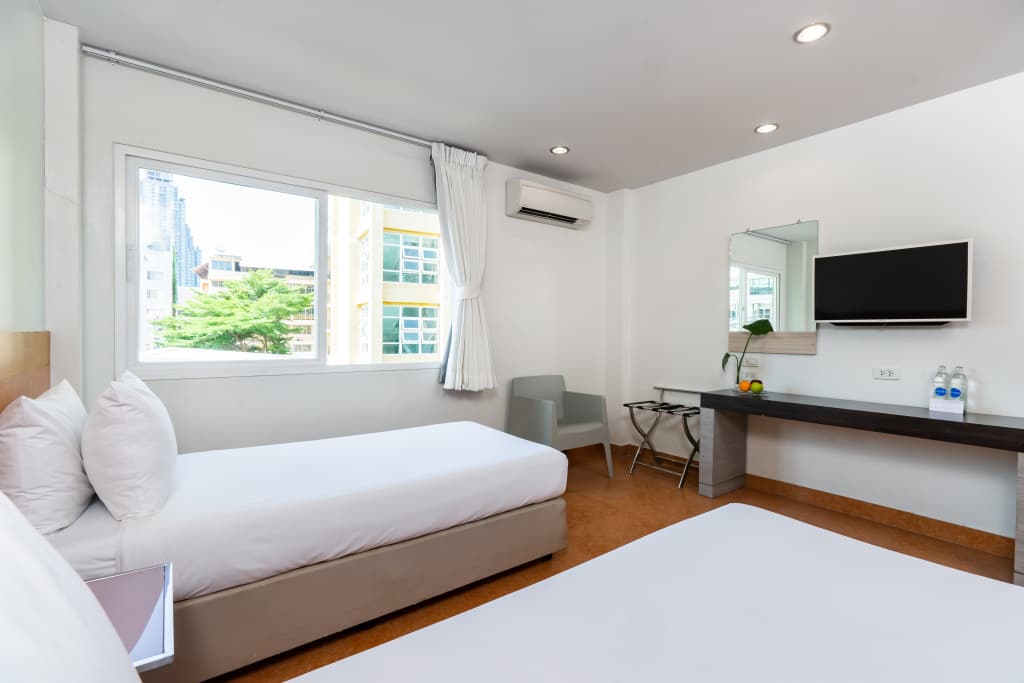 Grand Bella Hotel - photo 3