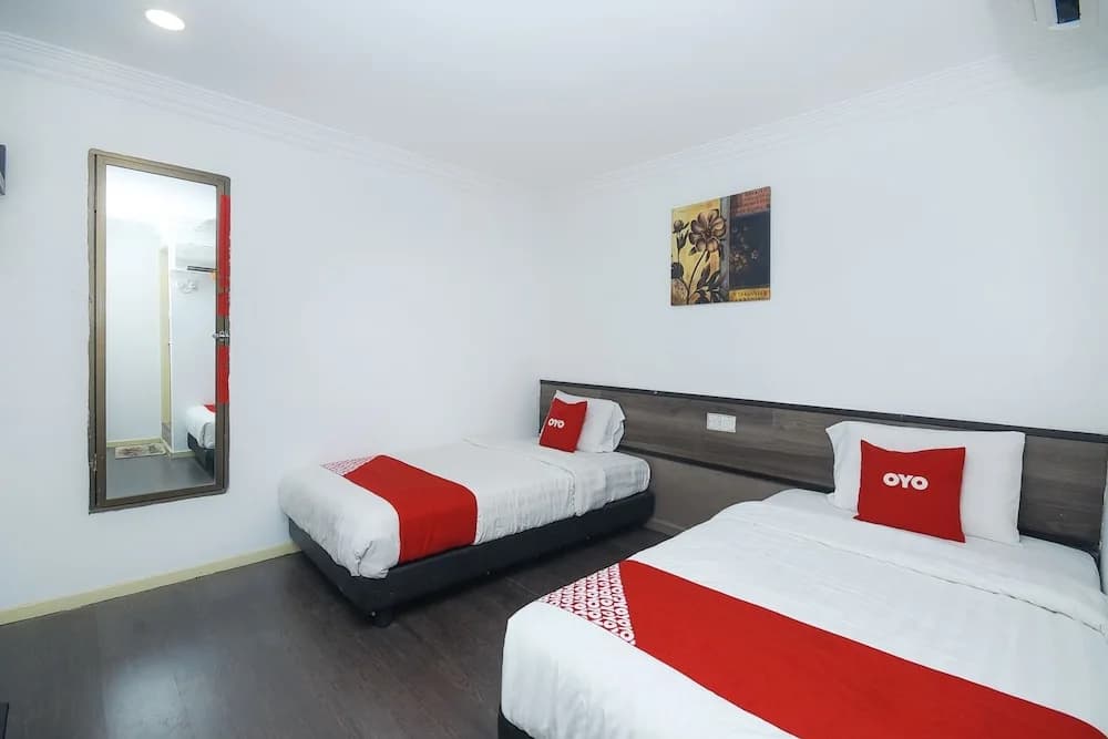 River Inn by OYO Rooms - photo 6