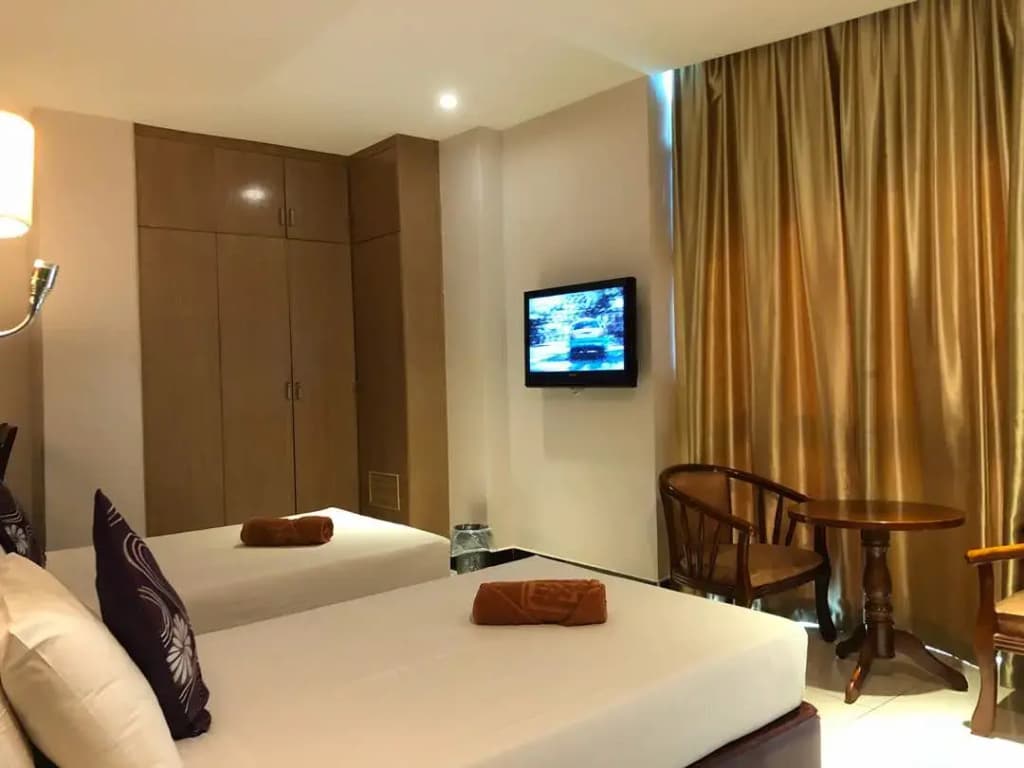 The Room Hotel - photo 15