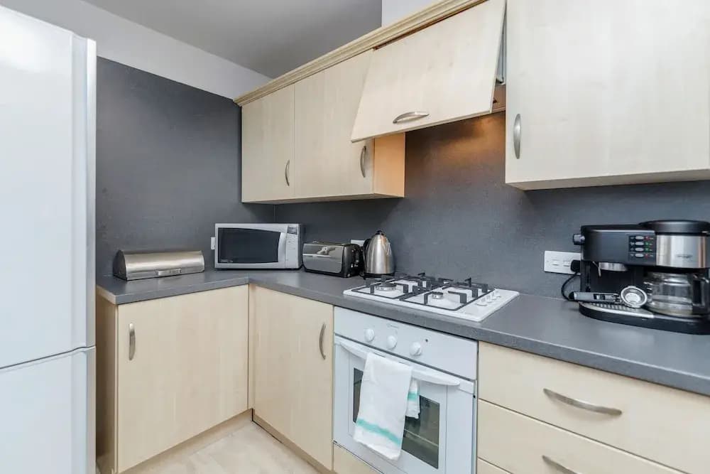 Hoxton 2 Bed Apartment by BaseToGo - photo 15