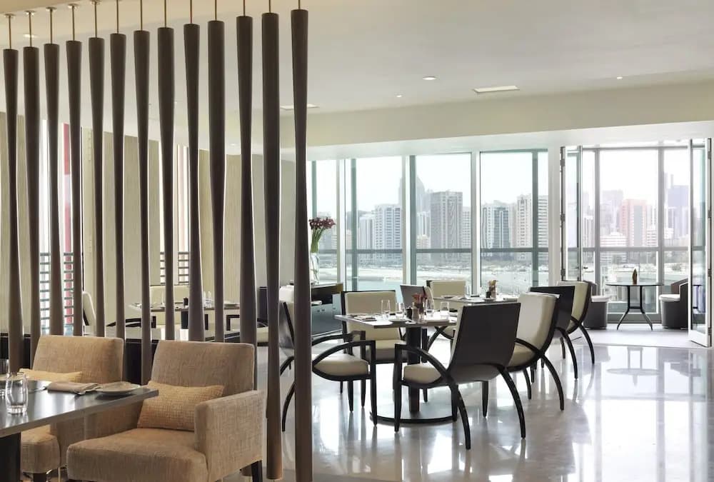 Four Seasons Hotel Abu Dhabi at Al Maryah Island - photo 12
