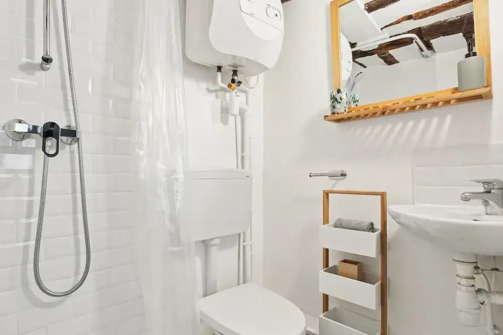 Cozy Getaway in Le Marais Heart of Paris - photo 7