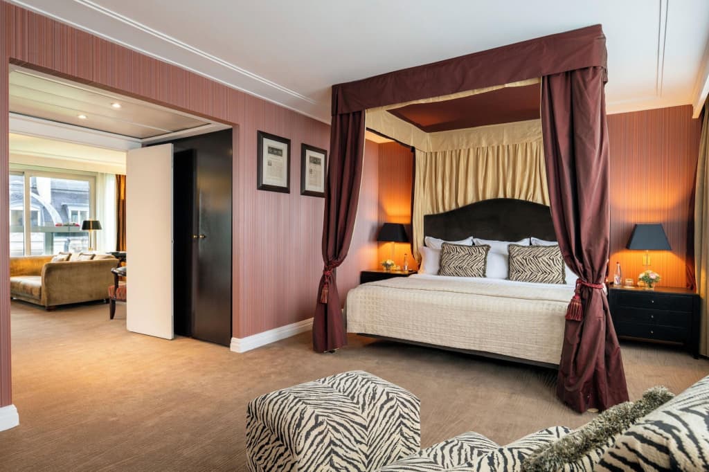Warwick Champs-Elysées Hotel - photo 47