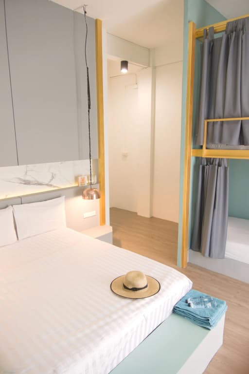 Hugger Hostel - photo 7