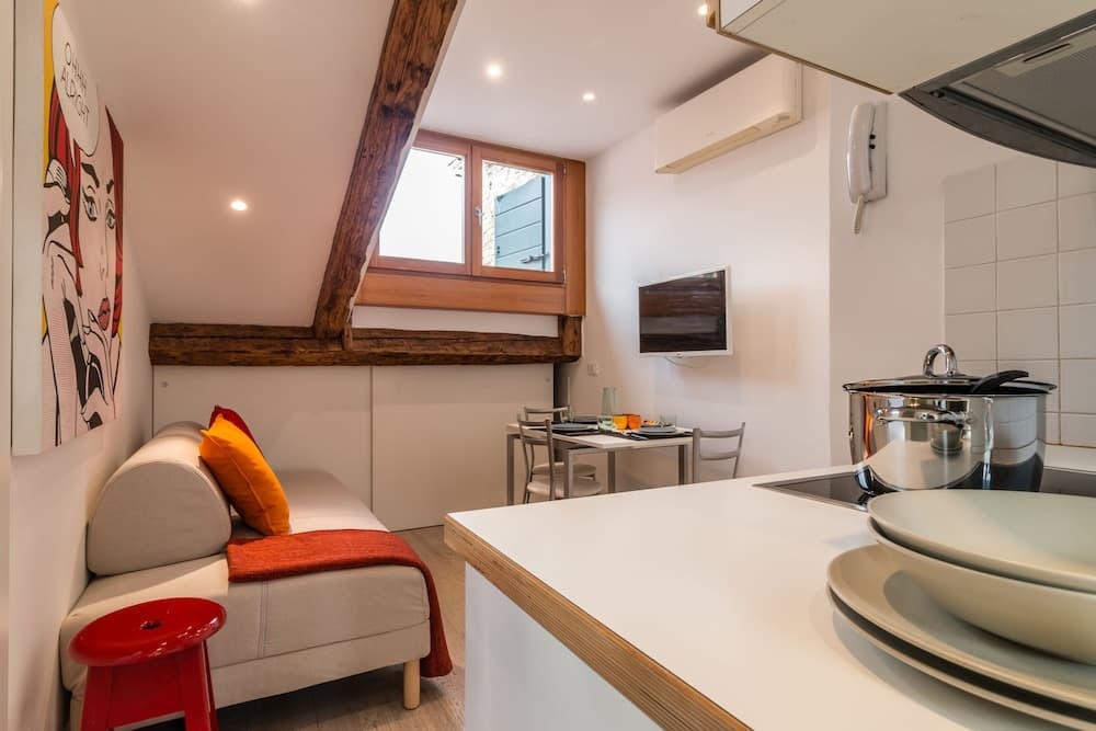 Rialto Rooftop Terrace Loft - photo 12