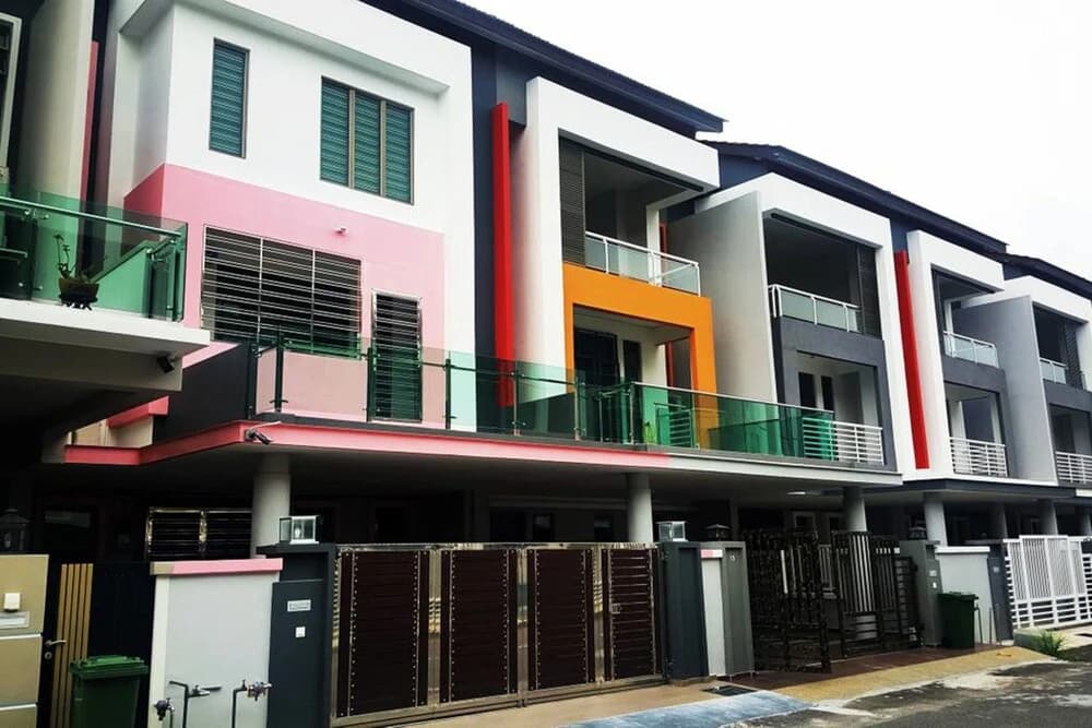 Pink House - main photo