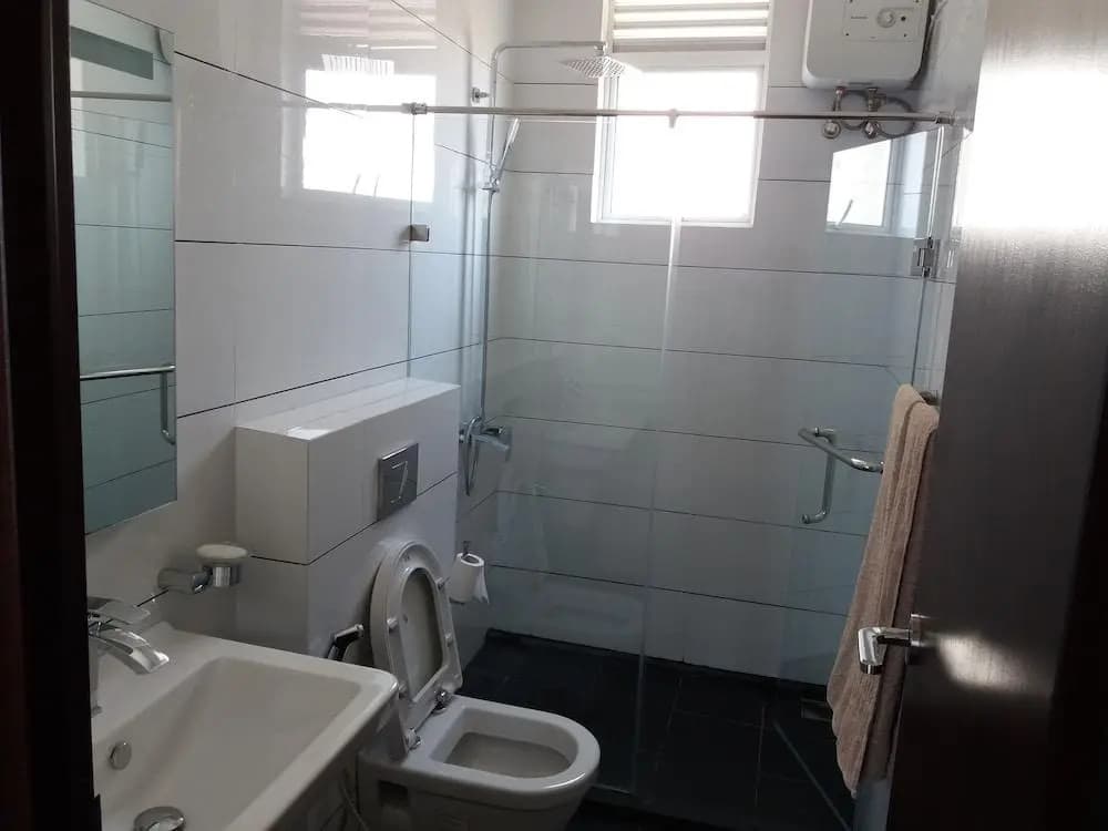 Colombo Sea View Apartment - photo 8