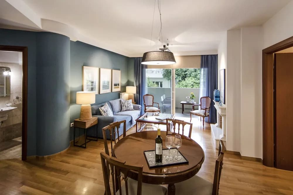 Two Bedroom apt 2' to Acropolis museum - photo 4