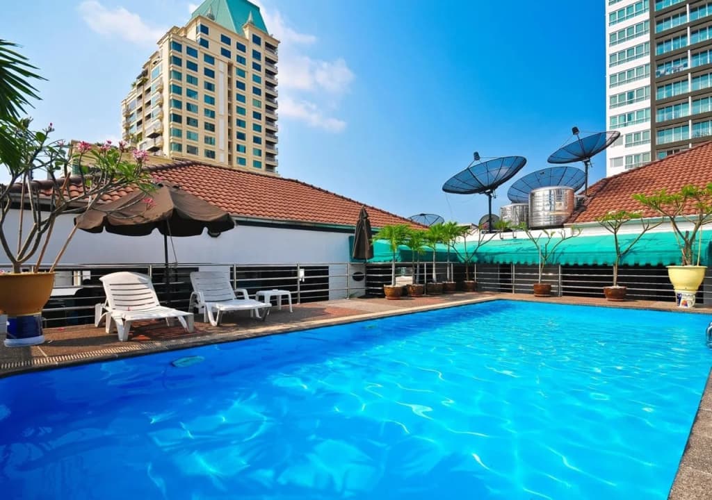 Admiral Suites Bangkok - photo 23