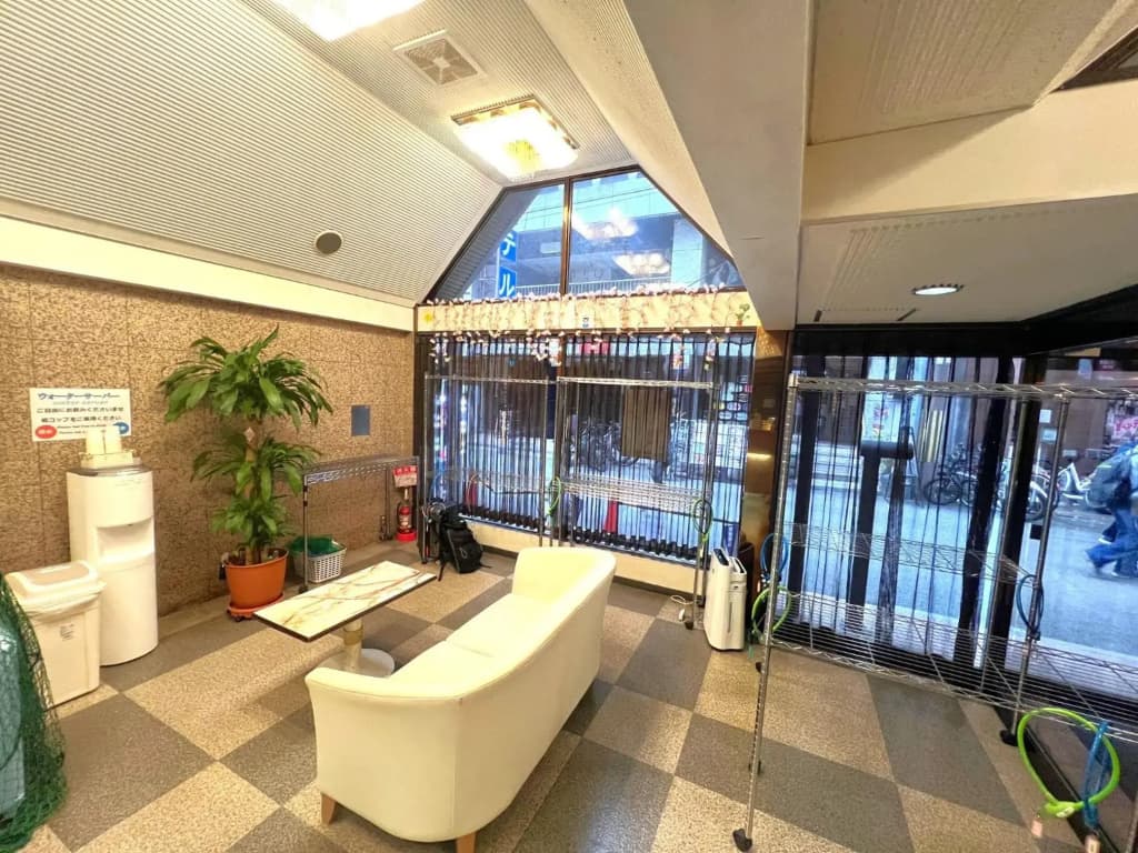 Business Inn Sennichimae Hotel - photo 2