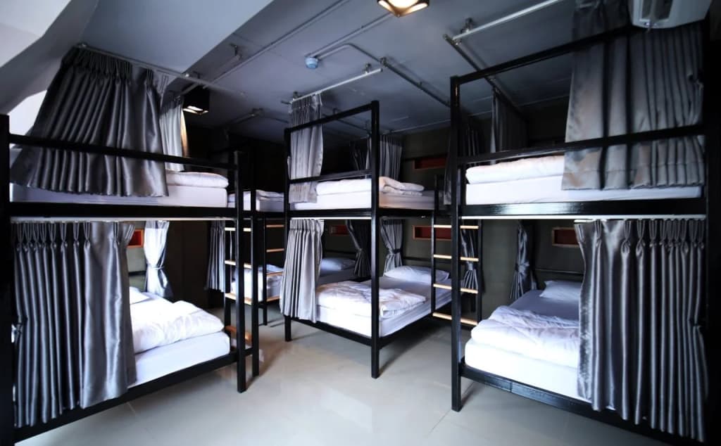 The Campus Hostel Thonglor - photo 3