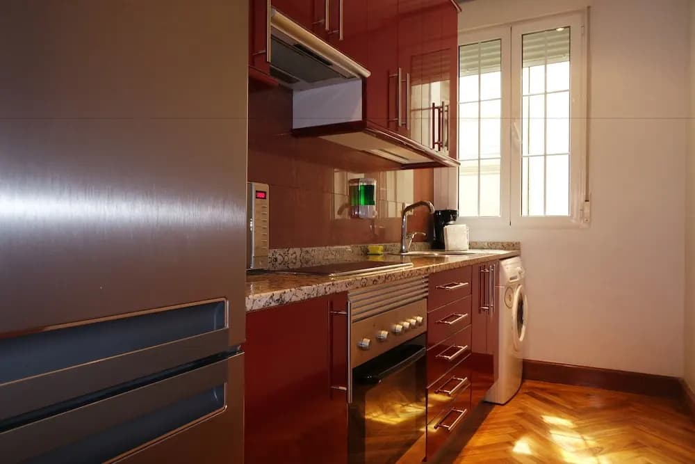 Limehome Madrid Calle de Santa Ana - photo 33