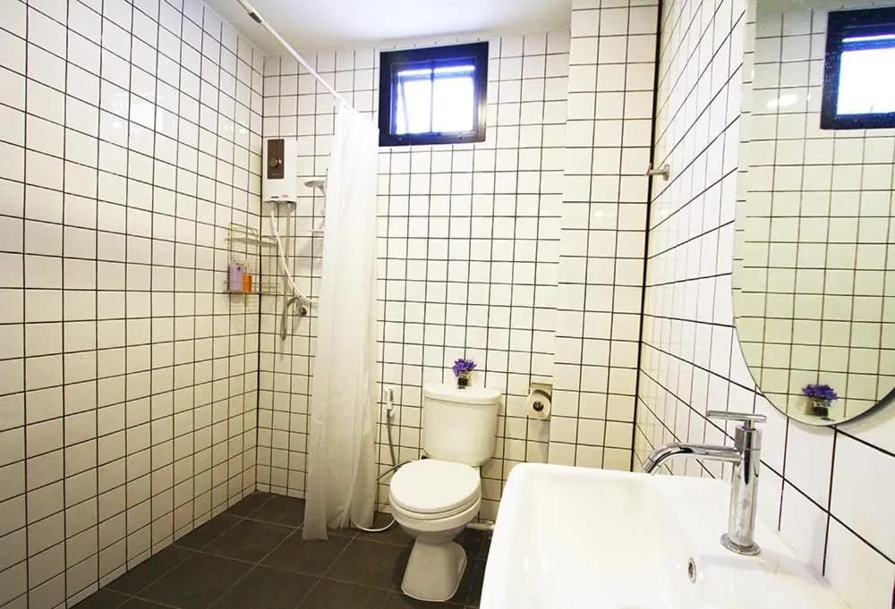 398 Hostel - photo 8