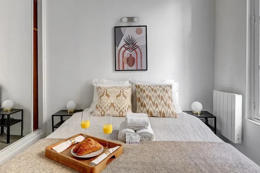 Charming 1BR in Saint-Germain Sleeps 4 - photo 4
