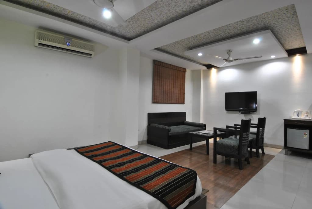 Hotel Chand Palace - photo 3