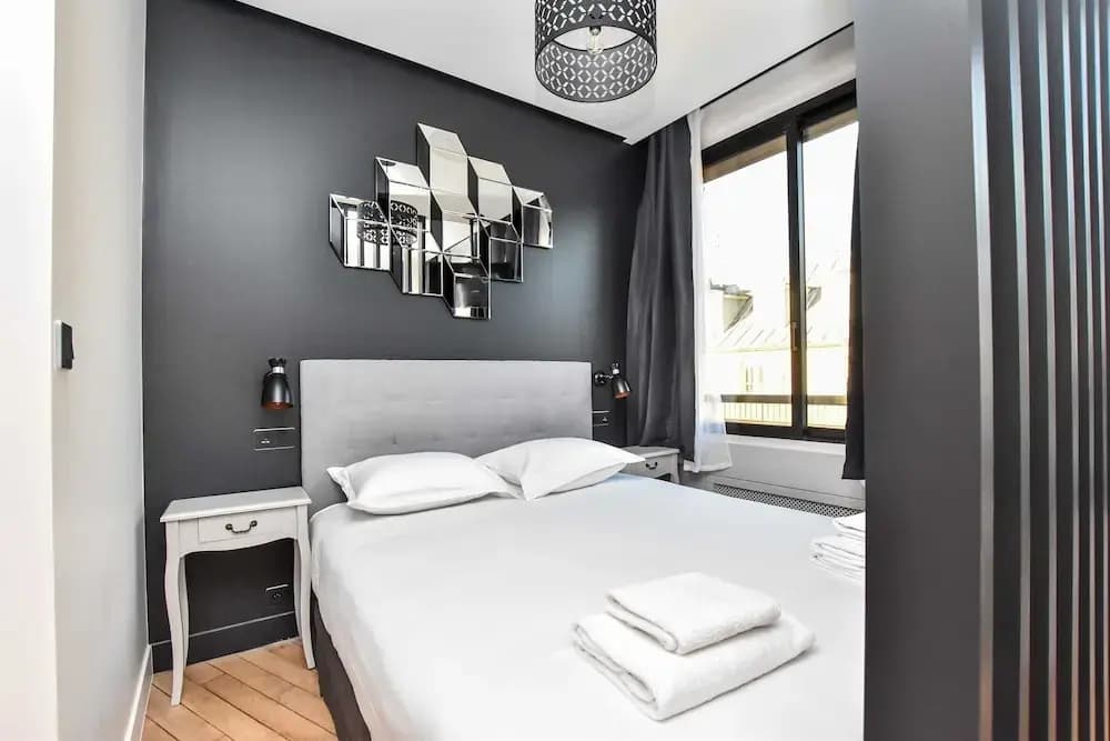 Chic Studio w/ Jacuzzi - 2P - Near Palais Garnier - photo 3