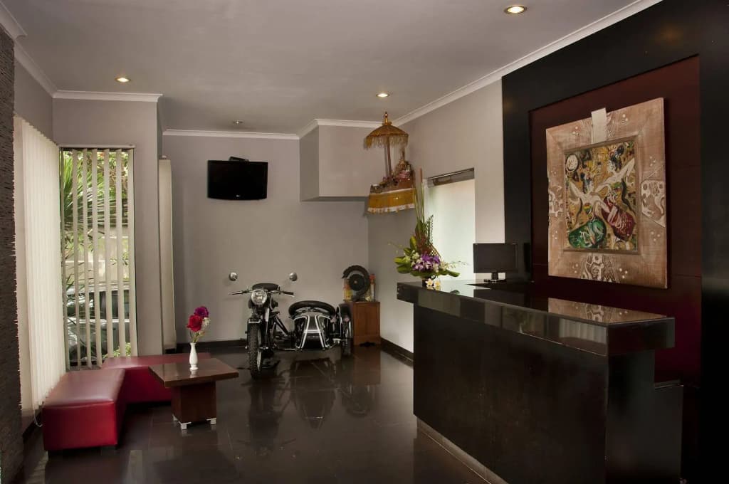 Sindhu Mertha Suite Guest house - photo 2