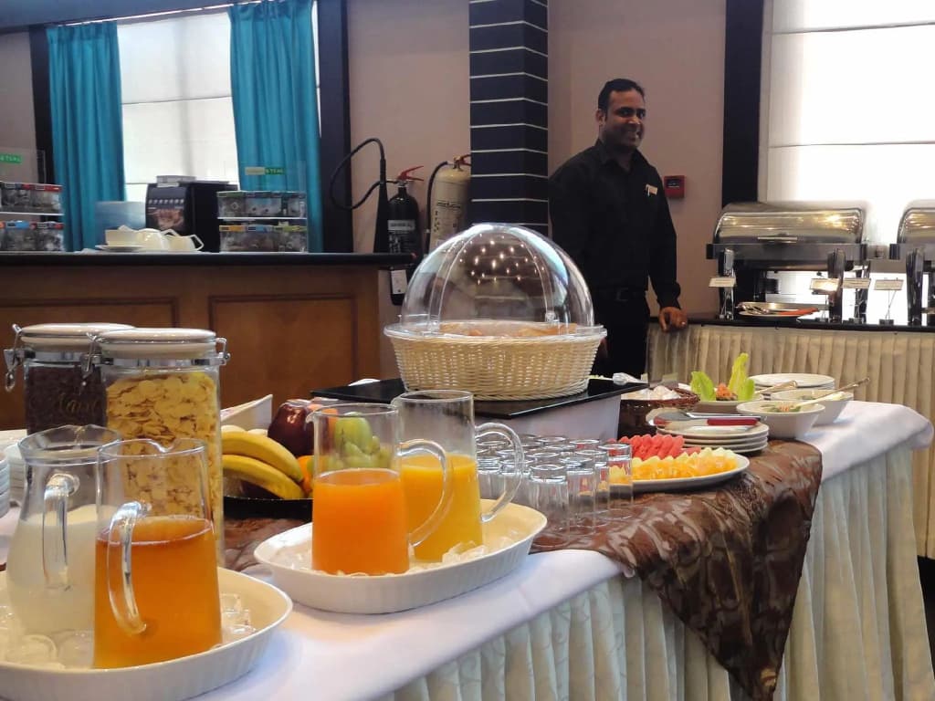 Beach Bay Hotel - photo 11