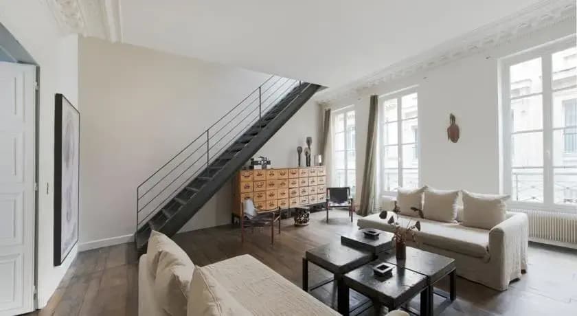 Class and Elegance: Parisian Apartment - photo 1