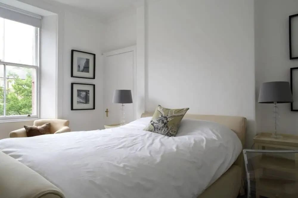 2 Bedroom Bruntsfield Apartment - main photo