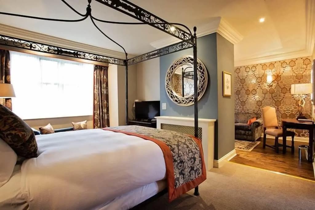 The White Hart Hotel - photo 37