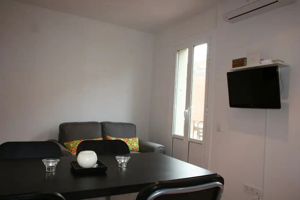 Avenida Apartments Torrent - photo 2