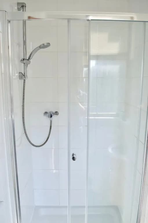 1 Bedroom Flat In Edinburgh - photo 4
