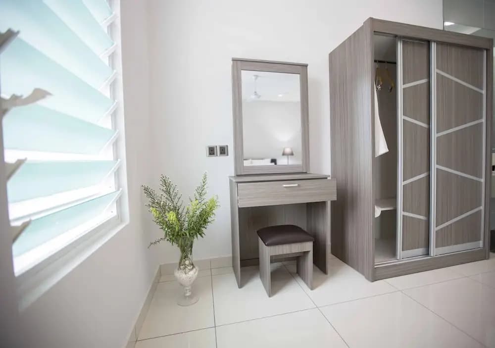 56 Residence - photo 4