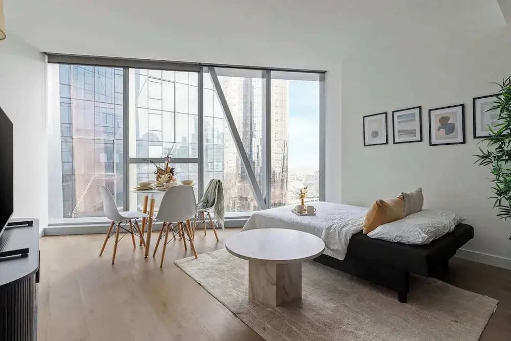 A Lux 2BR Apt Right Opposite Southern Cross - photo 5