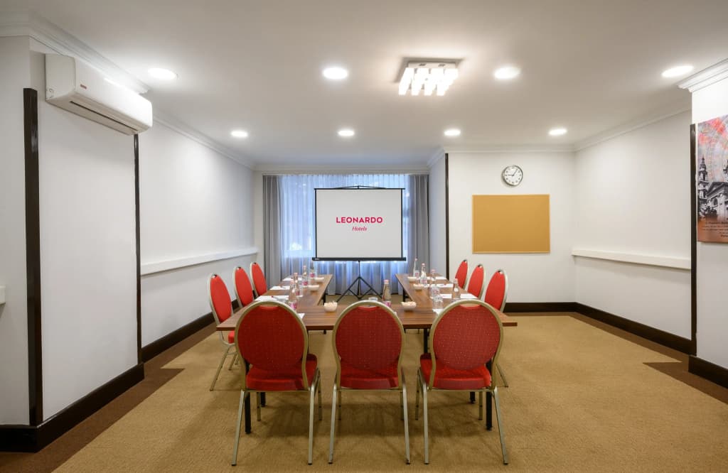 Leonardo Hotel Budapest - photo 43