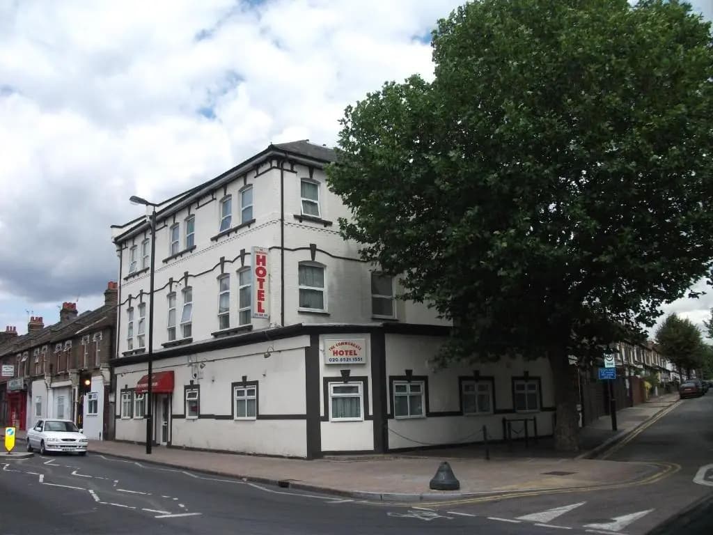 The Commongate Hotel - photo 1