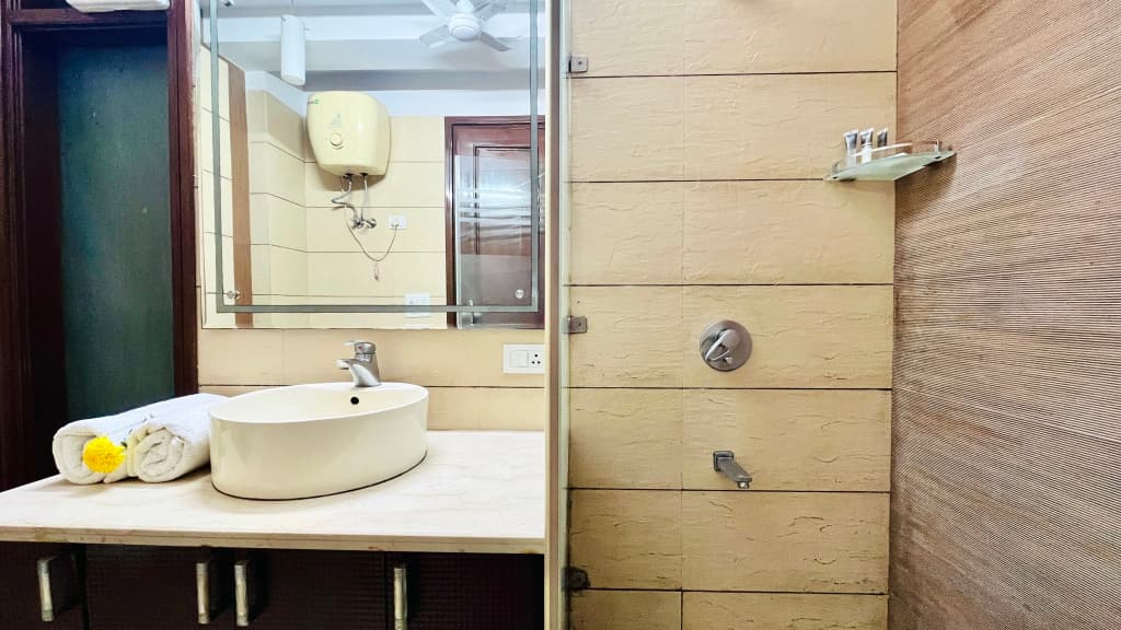 Bluo Park Facing 3Bhk - Balcony, Lift, Parking - photo 9