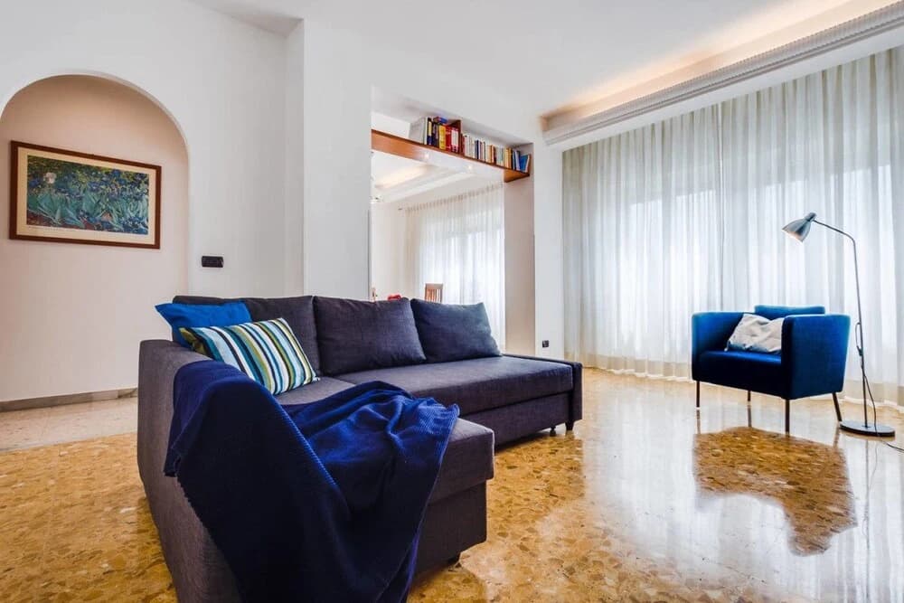 Large Bright Flat 15 Mins From Castel Sant'angelo - photo 5