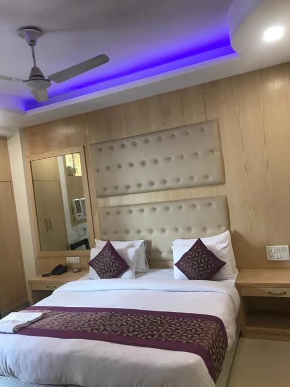 Hotel Saina International - photo 39