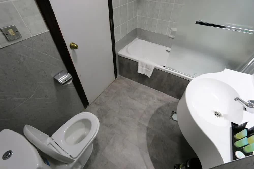 Knight Armour Hotel - photo 40