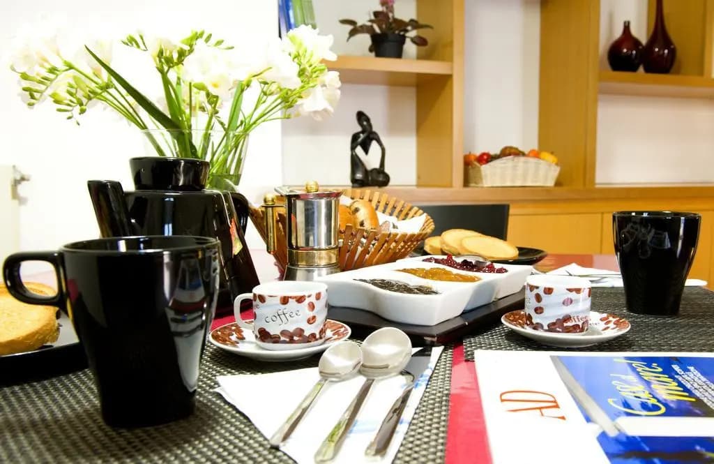 Corner House - photo 6